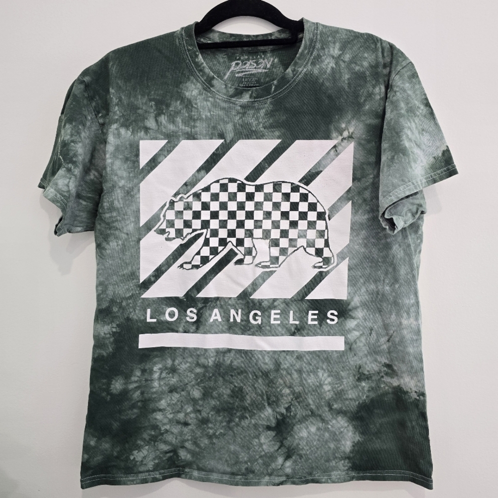 Popular Poison Green Tie Dye t shirt - L